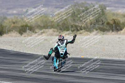 media/Dec-06-2025-CVMA (Sat) [[4a896cc04c]]/Race 4-Formula Middleweight/